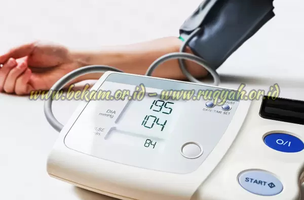 Mendengarkan Al Qur’an Efektif Menurunkan Hipertensi