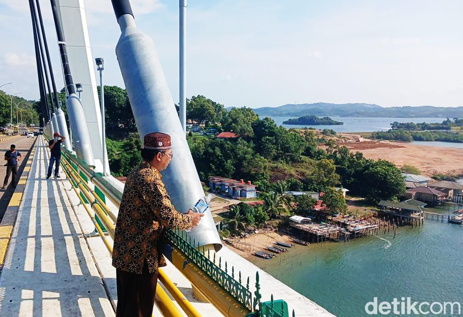 Apa Hukumnya Meruqyah Jembatan, Jalan, Hunian, dan Benda Mati dalam Syariat Islam